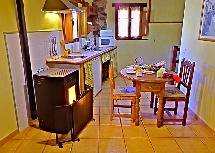 Balcones Del Rio Kır Evi *