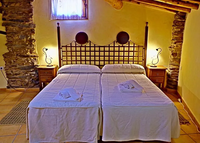 Balcones Del Rio * Robledillo De Gata